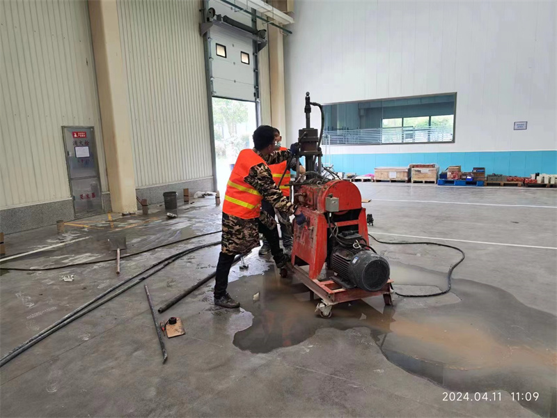 洪山厂房地面下沉塌陷注浆加固施工